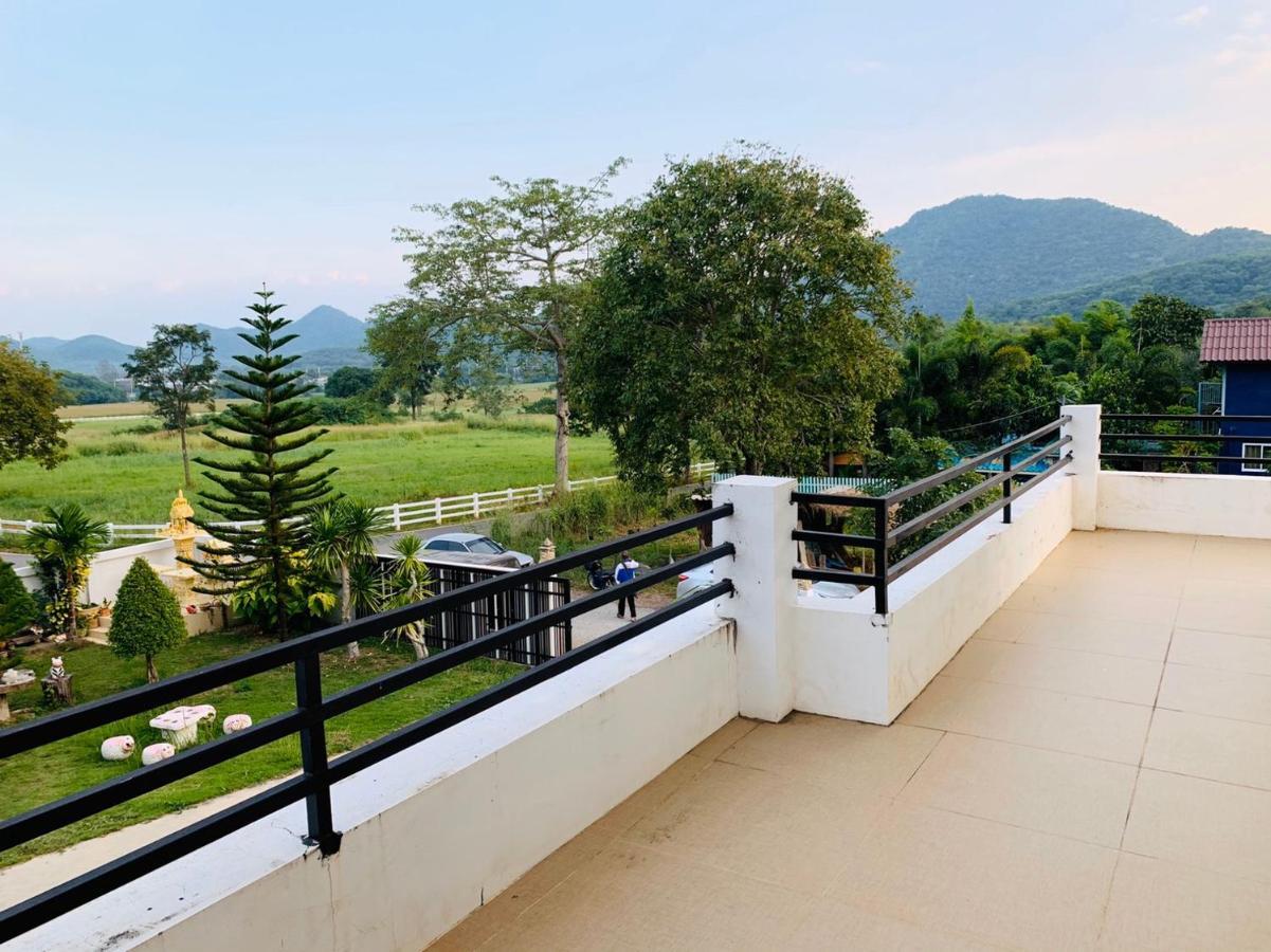 Baan Sampeenongg Khaoyai Villa Nong Nam Daeng Ngoại thất bức ảnh